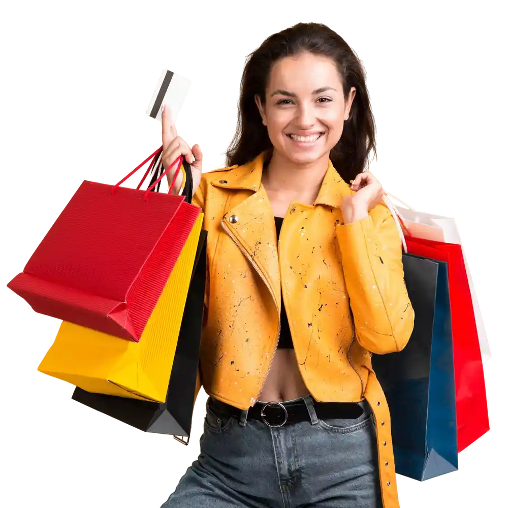 Comprador feliz usando su teléfono para solicitar la oferta de preventa "early bird" de las gafas de eclipse Spectrum.